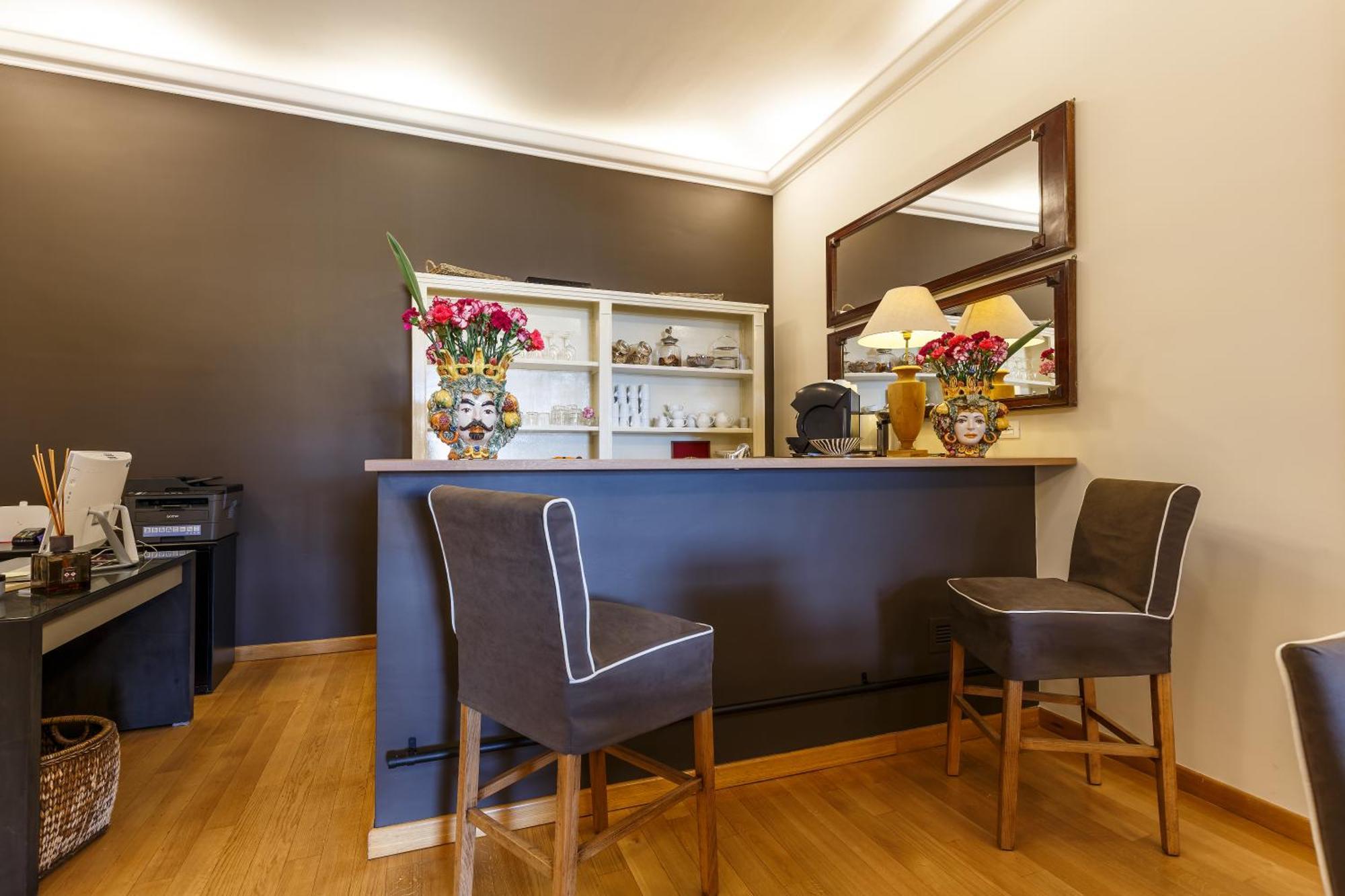 Bb 22 Charming Rooms & Apartments — Photos 1